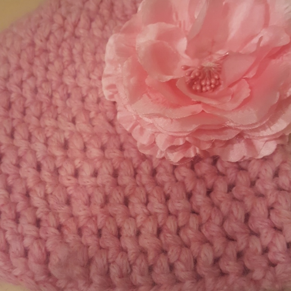 Crocheted Beanie - Picture 4 of 7